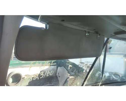 FREIGHTLINER CASCADIA 113 INTERIOR SUN VISOR