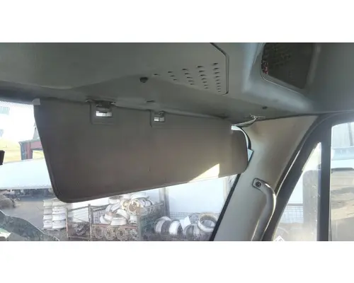 FREIGHTLINER CASCADIA 113 INTERIOR SUN VISOR