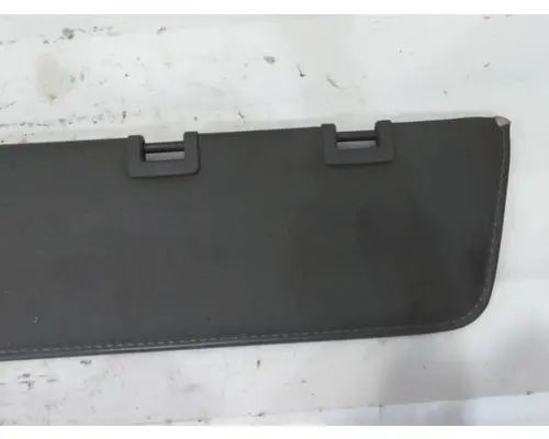 FREIGHTLINER CASCADIA 113 INTERIOR SUN VISOR