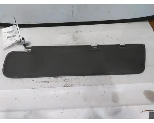 FREIGHTLINER CASCADIA 113 INTERIOR SUN VISOR