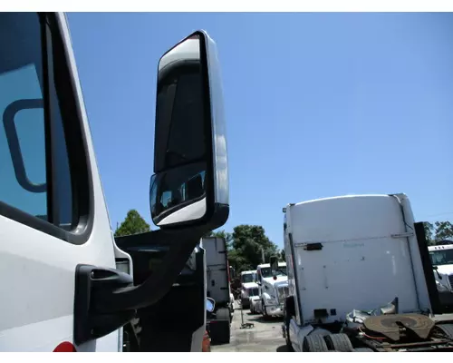 FREIGHTLINER CASCADIA 113 MIRROR ASSEMBLY CABDOOR