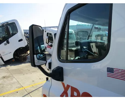 FREIGHTLINER CASCADIA 113 MIRROR ASSEMBLY CABDOOR