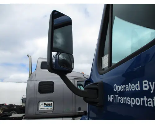 FREIGHTLINER CASCADIA 113 MIRROR ASSEMBLY CABDOOR