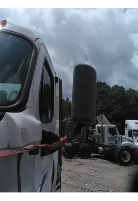 FREIGHTLINER CASCADIA 113 MIRROR ASSEMBLY CAB/DOOR