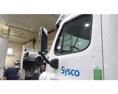FREIGHTLINER CASCADIA 113 MIRROR ASSEMBLY CABDOOR