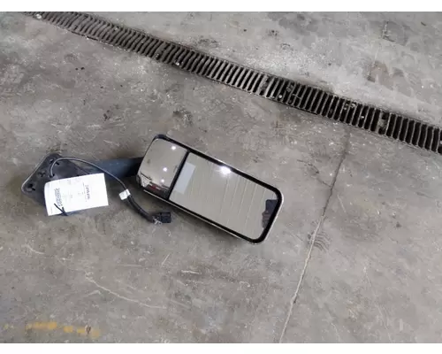 FREIGHTLINER CASCADIA 113 MIRROR ASSEMBLY CABDOOR