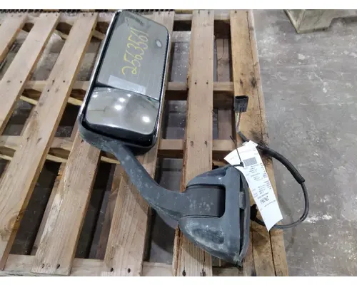FREIGHTLINER CASCADIA 113 MIRROR ASSEMBLY CABDOOR