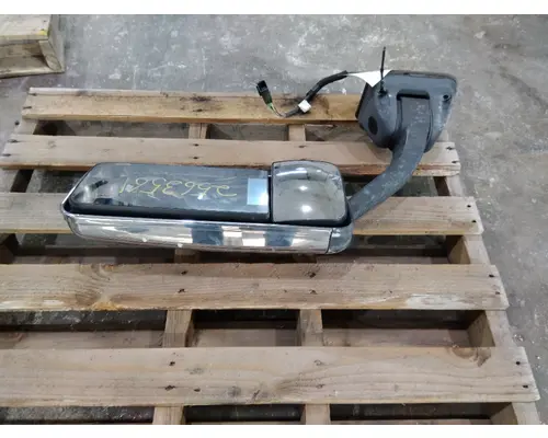 FREIGHTLINER CASCADIA 113 MIRROR ASSEMBLY CABDOOR
