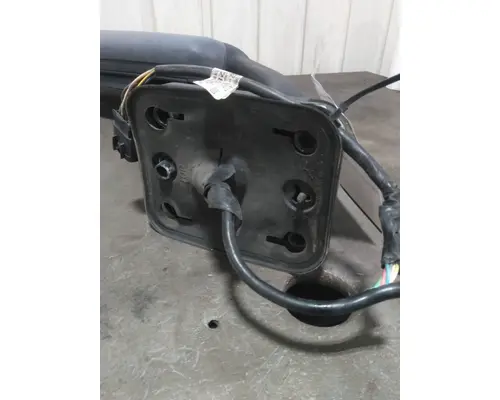 FREIGHTLINER CASCADIA 113 MIRROR ASSEMBLY CABDOOR