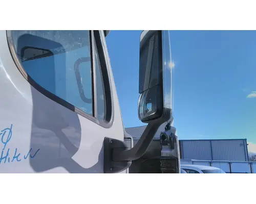 FREIGHTLINER CASCADIA 113 MIRROR ASSEMBLY CABDOOR