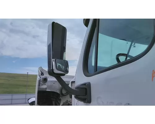 FREIGHTLINER CASCADIA 113 MIRROR ASSEMBLY CABDOOR