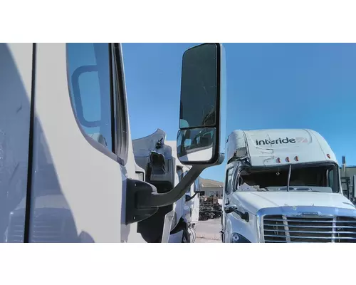 FREIGHTLINER CASCADIA 113 MIRROR ASSEMBLY CABDOOR