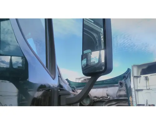 FREIGHTLINER CASCADIA 113 MIRROR ASSEMBLY CABDOOR