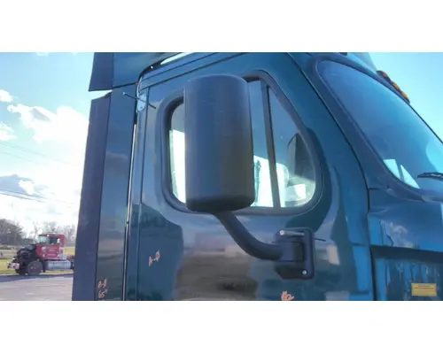 FREIGHTLINER CASCADIA 113 MIRROR ASSEMBLY CABDOOR