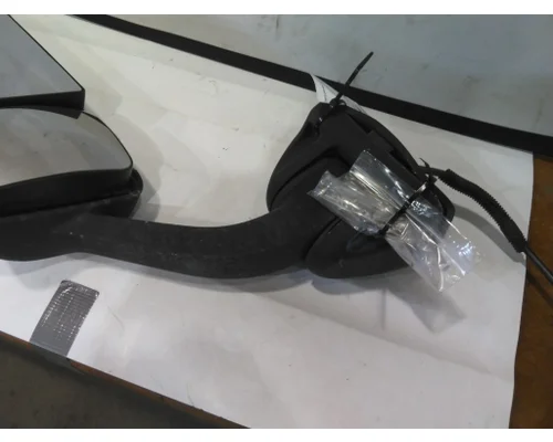 FREIGHTLINER CASCADIA 113 MIRROR ASSEMBLY CABDOOR