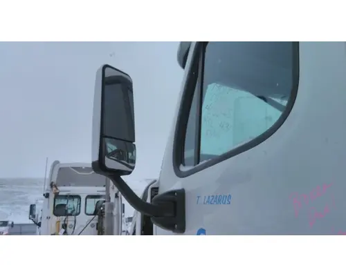FREIGHTLINER CASCADIA 113 MIRROR ASSEMBLY CABDOOR