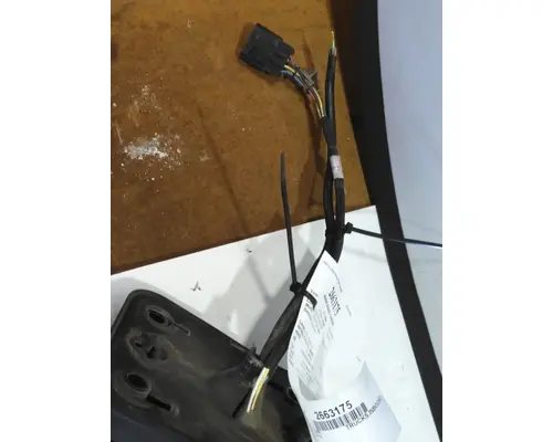 FREIGHTLINER CASCADIA 113 MIRROR ASSEMBLY CABDOOR