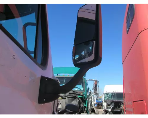 FREIGHTLINER CASCADIA 113 Mirror (Side View)