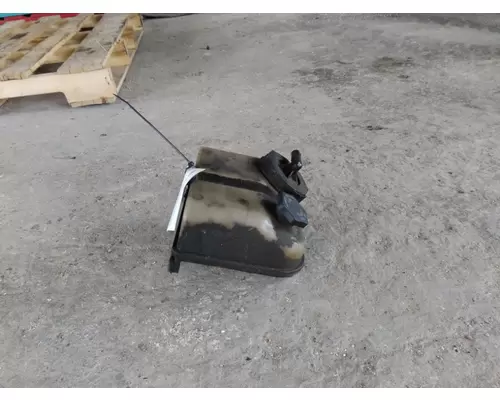 FREIGHTLINER CASCADIA 113 POWER STEERING RESERVOIR