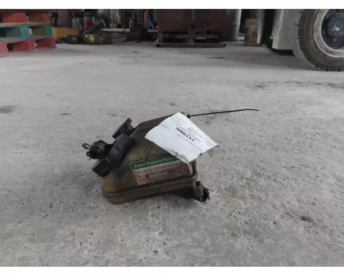 FREIGHTLINER CASCADIA 113 POWER STEERING RESERVOIR