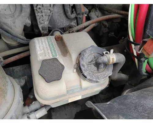 FREIGHTLINER CASCADIA 113 POWER STEERING RESERVOIR