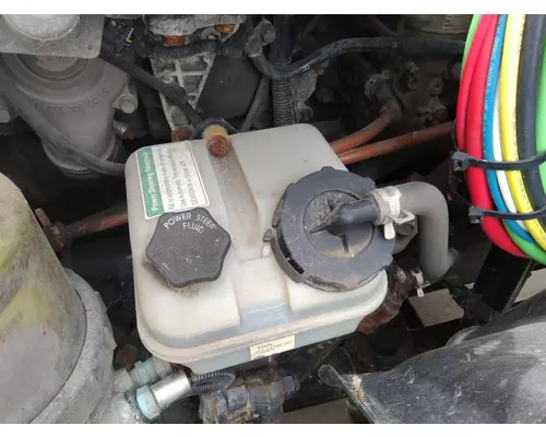 FREIGHTLINER CASCADIA 113 POWER STEERING RESERVOIR