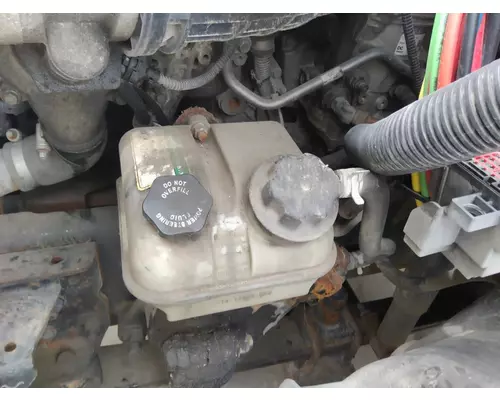 FREIGHTLINER CASCADIA 113 POWER STEERING RESERVOIR