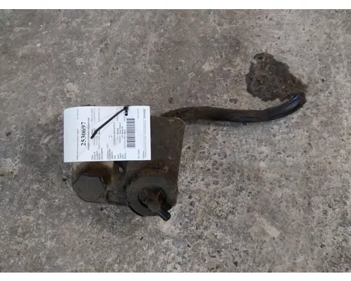 FREIGHTLINER CASCADIA 113 POWER STEERING RESERVOIR