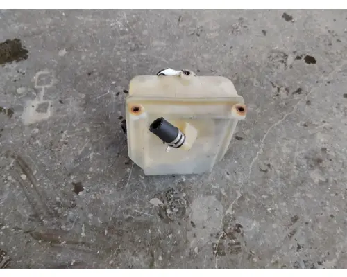FREIGHTLINER CASCADIA 113 POWER STEERING RESERVOIR