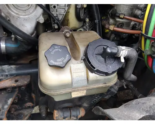 FREIGHTLINER CASCADIA 113 POWER STEERING RESERVOIR