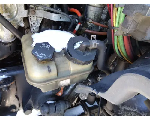 FREIGHTLINER CASCADIA 113 POWER STEERING RESERVOIR