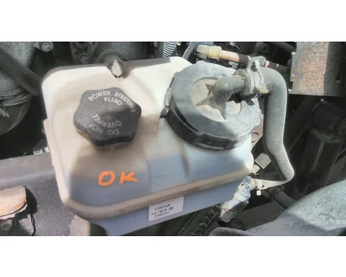 FREIGHTLINER CASCADIA 113 POWER STEERING RESERVOIR
