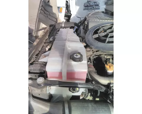 FREIGHTLINER CASCADIA 113 RADIATOR OVERFLOW TANK