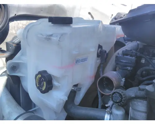 FREIGHTLINER CASCADIA 113 RADIATOR OVERFLOW TANK