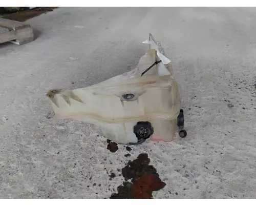 FREIGHTLINER CASCADIA 113 RADIATOR OVERFLOW TANK