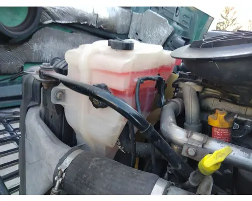 FREIGHTLINER CASCADIA 113 RADIATOR OVERFLOW TANK