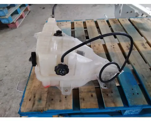FREIGHTLINER CASCADIA 113 RADIATOR OVERFLOW TANK