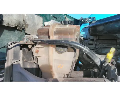 FREIGHTLINER CASCADIA 113 RADIATOR OVERFLOW TANK