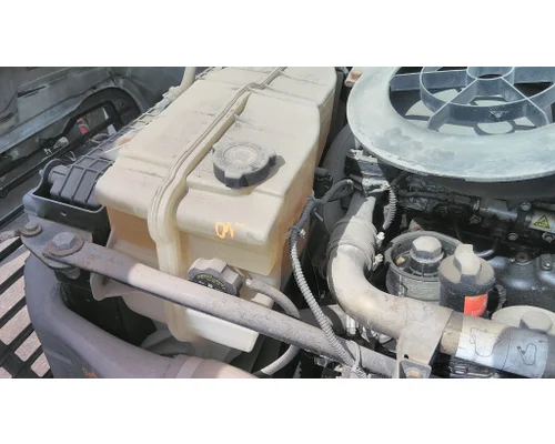FREIGHTLINER CASCADIA 113 RADIATOR OVERFLOW TANK