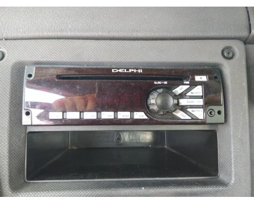 FREIGHTLINER CASCADIA 113 RADIO AMFMBLUETOOTH