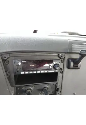 FREIGHTLINER CASCADIA 113 RADIO AM/FM/BLUETOOTH