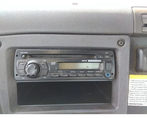 FREIGHTLINER CASCADIA 113 RADIO AMFMCD