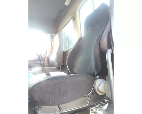 FREIGHTLINER CASCADIA 113 SEAT, FRONT