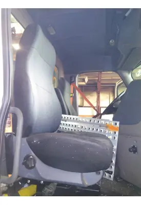 FREIGHTLINER CASCADIA 113 SEAT, FRONT