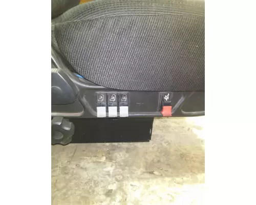 FREIGHTLINER CASCADIA 113 SEAT, FRONT