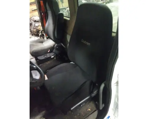 FREIGHTLINER CASCADIA 113 SEAT, FRONT