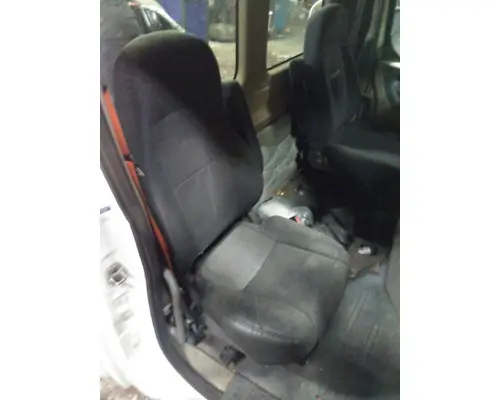 FREIGHTLINER CASCADIA 113 SEAT, FRONT