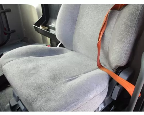 FREIGHTLINER CASCADIA 113 SEAT, FRONT