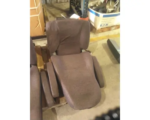 FREIGHTLINER CASCADIA 113 SEAT, FRONT