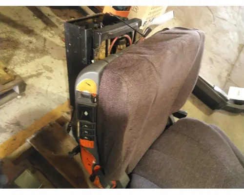 FREIGHTLINER CASCADIA 113 SEAT, FRONT